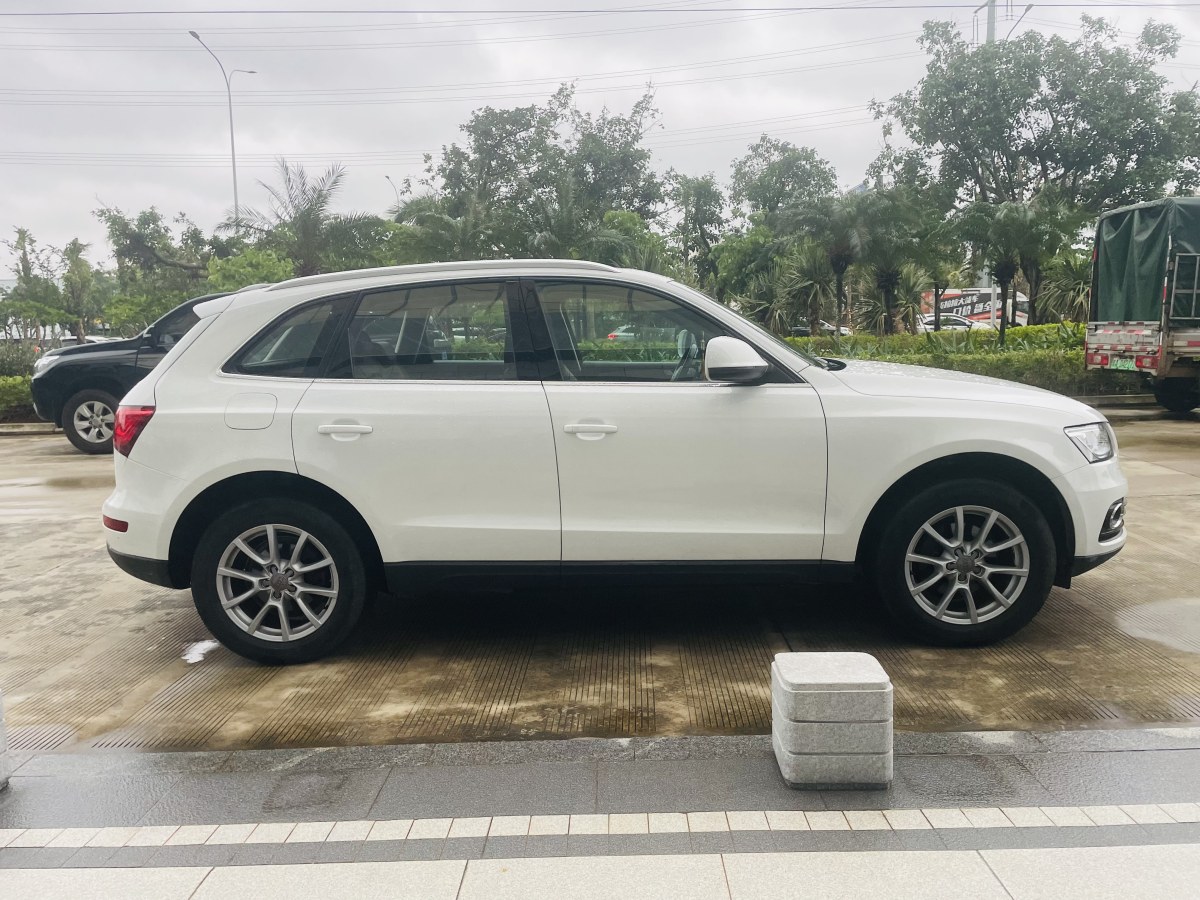 奧迪 奧迪Q5  2013款 40 TFSI 進(jìn)取型圖片