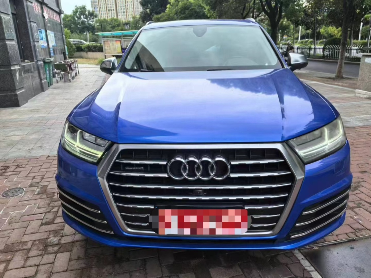 奧迪 奧迪Q7  2016款 40 TFSI S line運(yùn)動(dòng)型圖片