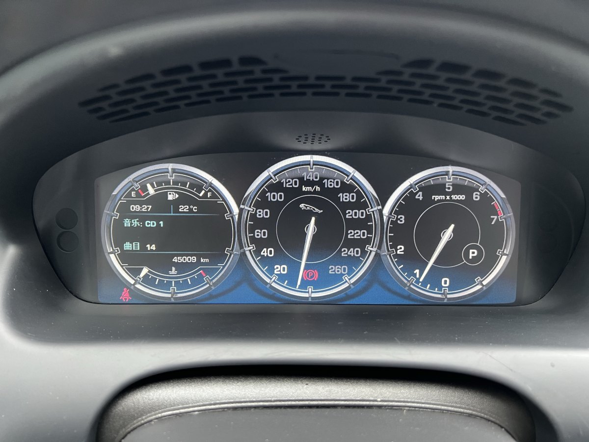 捷豹 XJ  2015款 XJL 3.0 SC 兩驅(qū)尊享商務(wù)版圖片