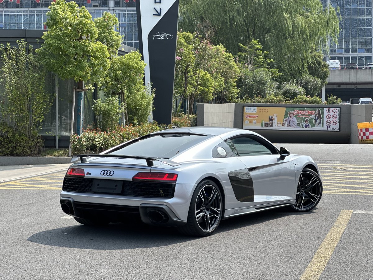 奧迪 奧迪R8  2022款 V10 Coupe performance圖片