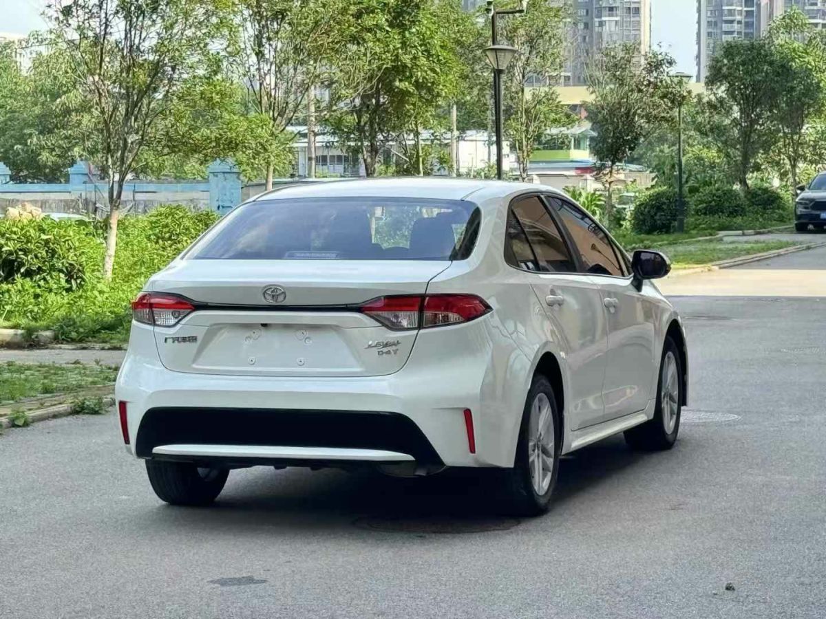 豐田 雷凌 圖片