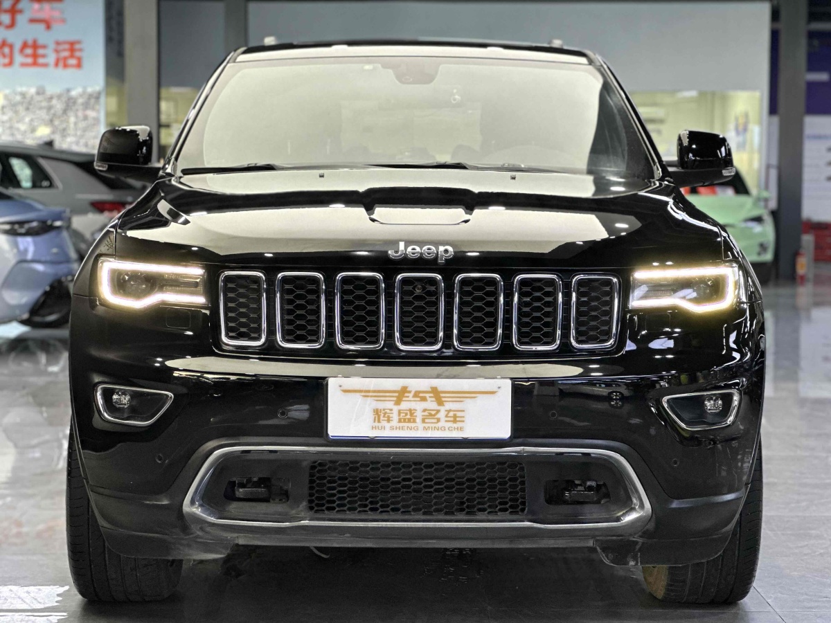 2019年7月Jeep 大切諾基  2017款 3.0L 舒享導航版