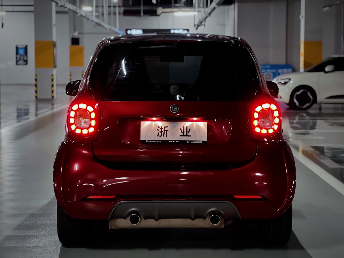 2018年10月巴博斯 smart fortwo  2018款 0.9T 硬頂BRABUS Xclusive