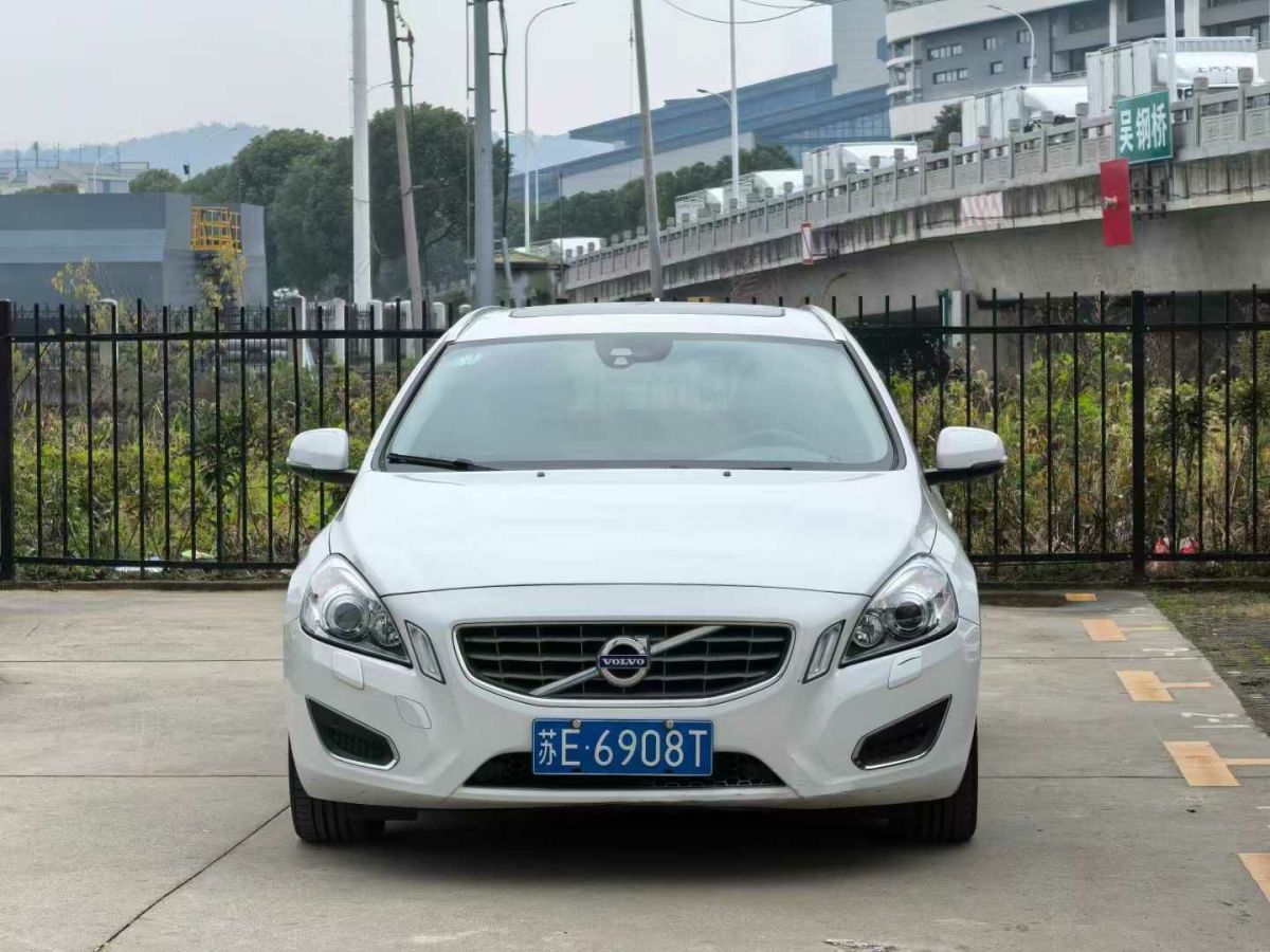 沃爾沃 V60  2013款 T5 智尚版圖片