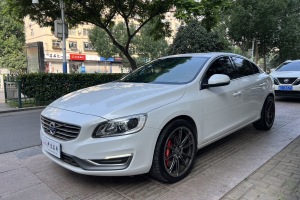 S60 沃尔沃 L 2.0T T5 智驭版