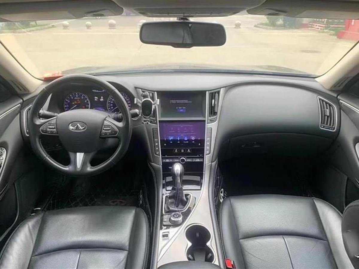 英菲尼迪 Q50L  2015款 2.0T 悅享版圖片