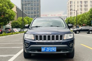 指南者 Jeep 2.4L 四驅(qū)豪華版