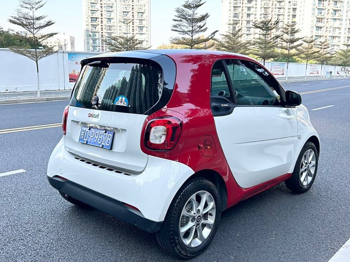 smart fortwo  2015款 1.0L 52千瓦硬頂靈動(dòng)版圖片