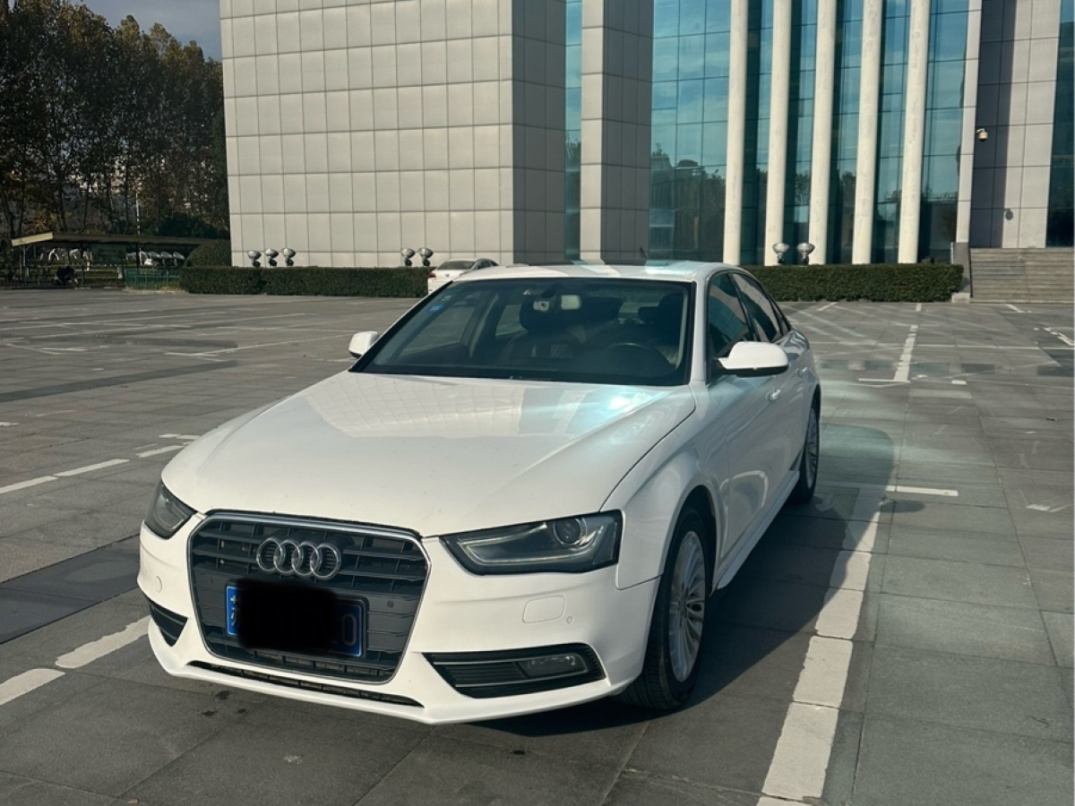 奧迪 奧迪A4L  2015款 35 TFSI 自動(dòng)舒適型圖片