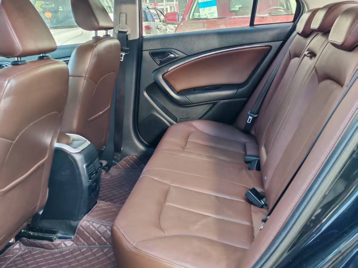 奔騰 B90  2014款 1.8T 自動(dòng)豪華型圖片