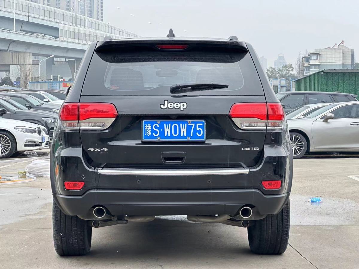 2020年4月Jeep 大切諾基  2019款 3.0L 精英導(dǎo)航版