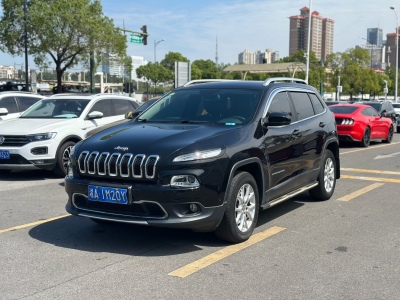 2016年10月 Jeep 自由光 2.4L 專(zhuān)業(yè)版圖片