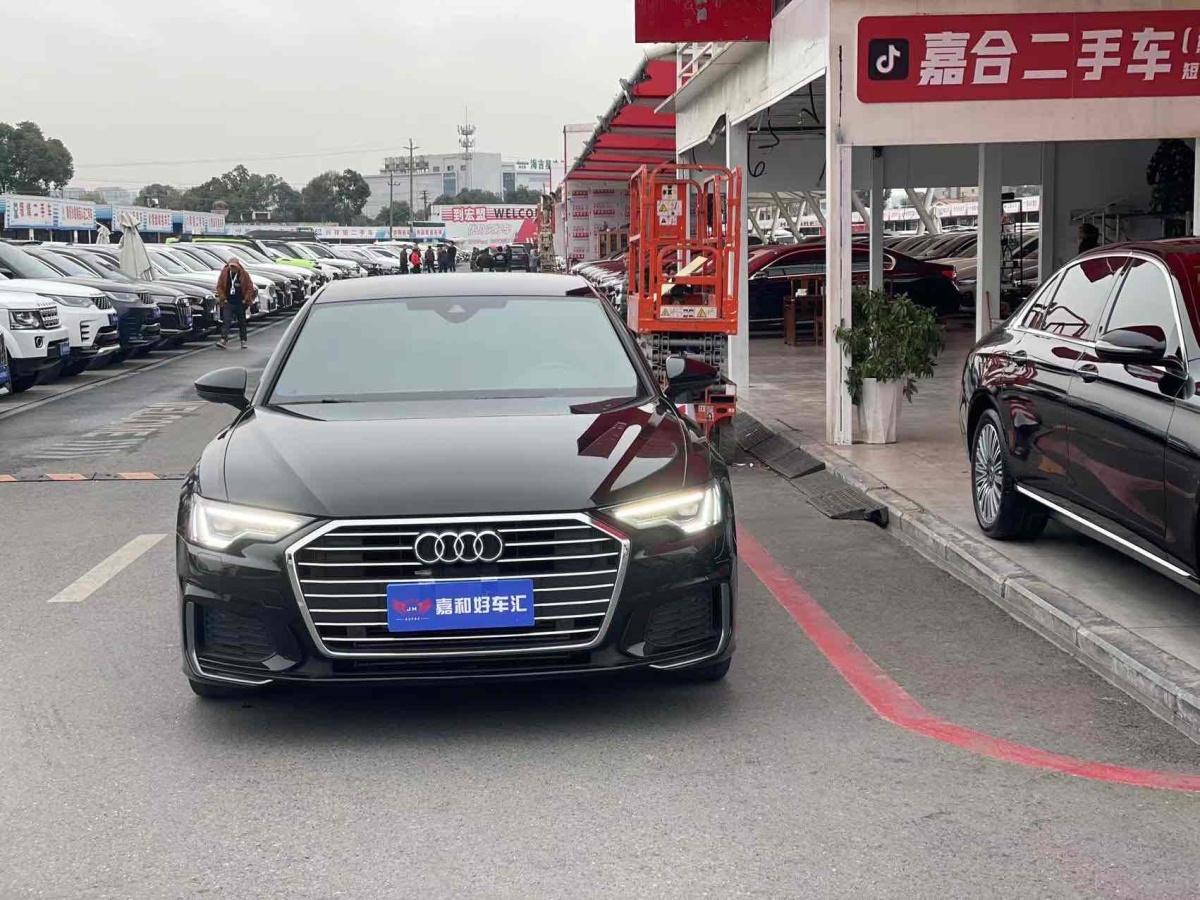 奧迪 奧迪A6L  2022款 45 TFSI 臻選動感型圖片