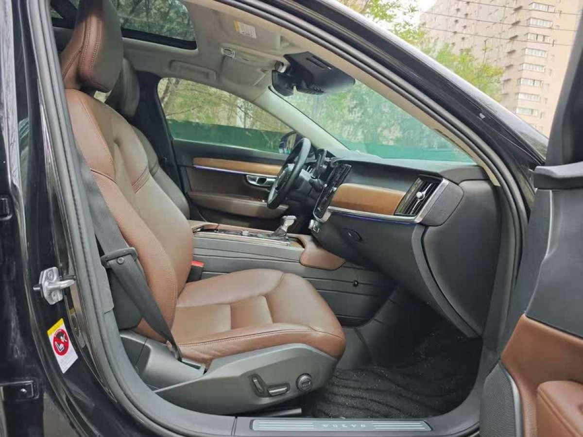 沃爾沃 S90  2020款 改款 T5 智逸豪華版圖片
