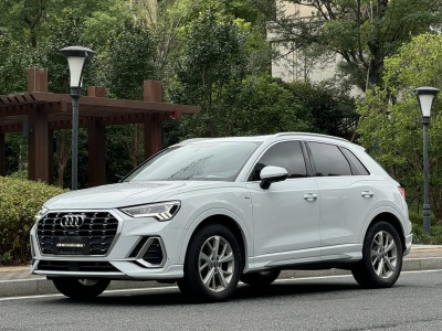 2019年11月 奧迪 奧迪Q3 35 TFSI 進(jìn)取動(dòng)感型圖片