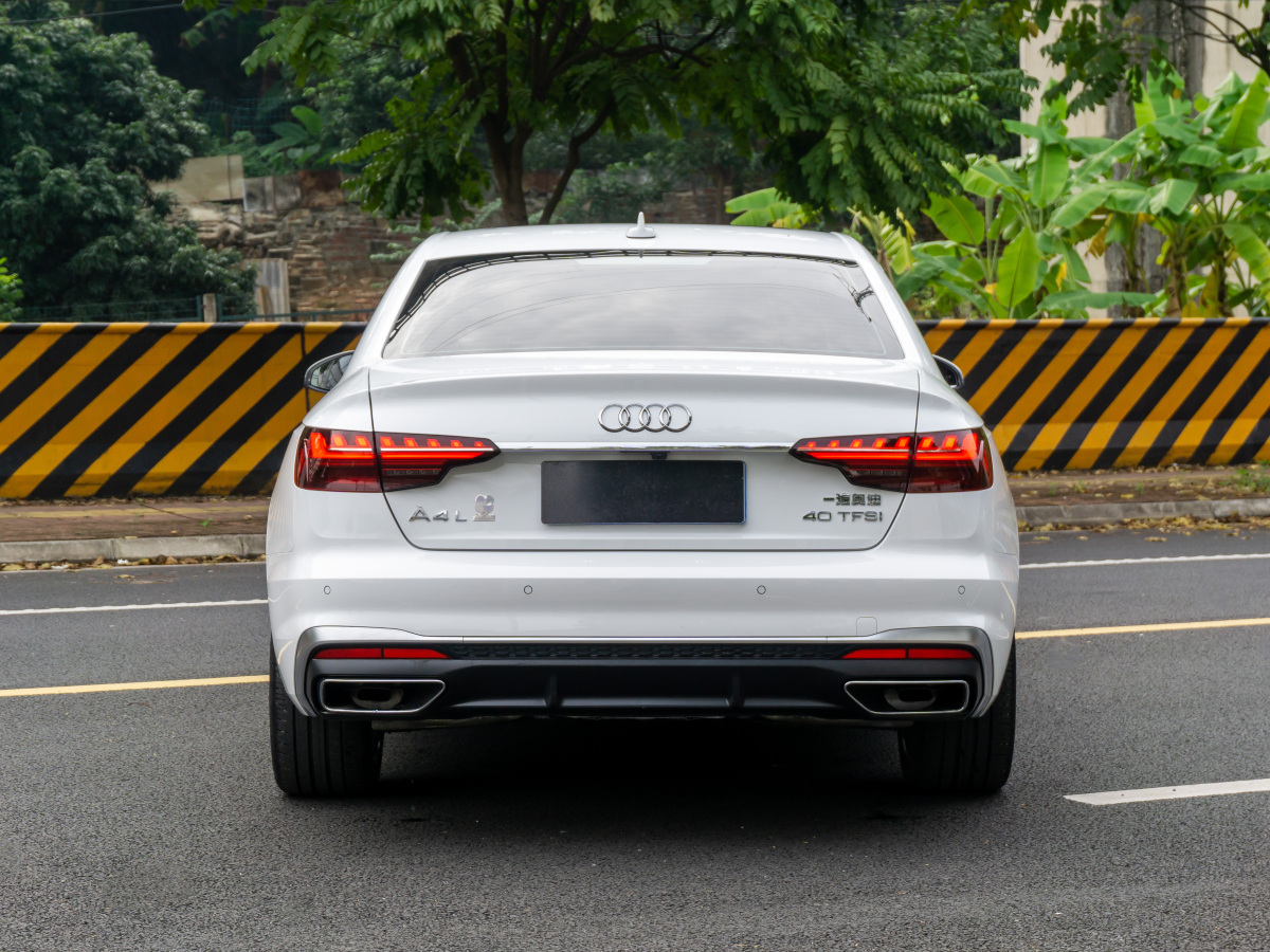 奧迪 奧迪A4L  2022款 40 TFSI 時尚動感型圖片