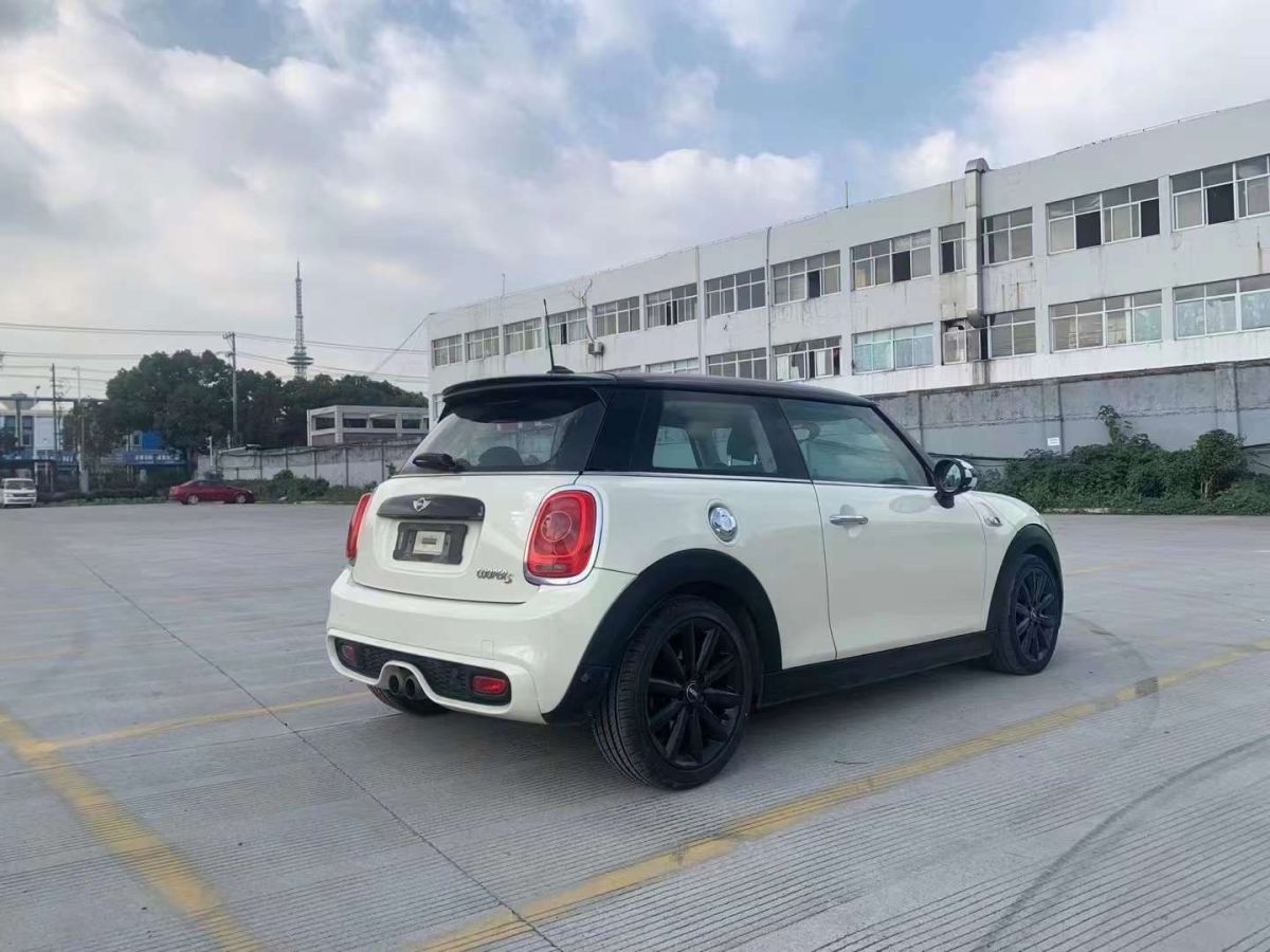 mini mini 2017款 2.0t cooper s 赛车控图片