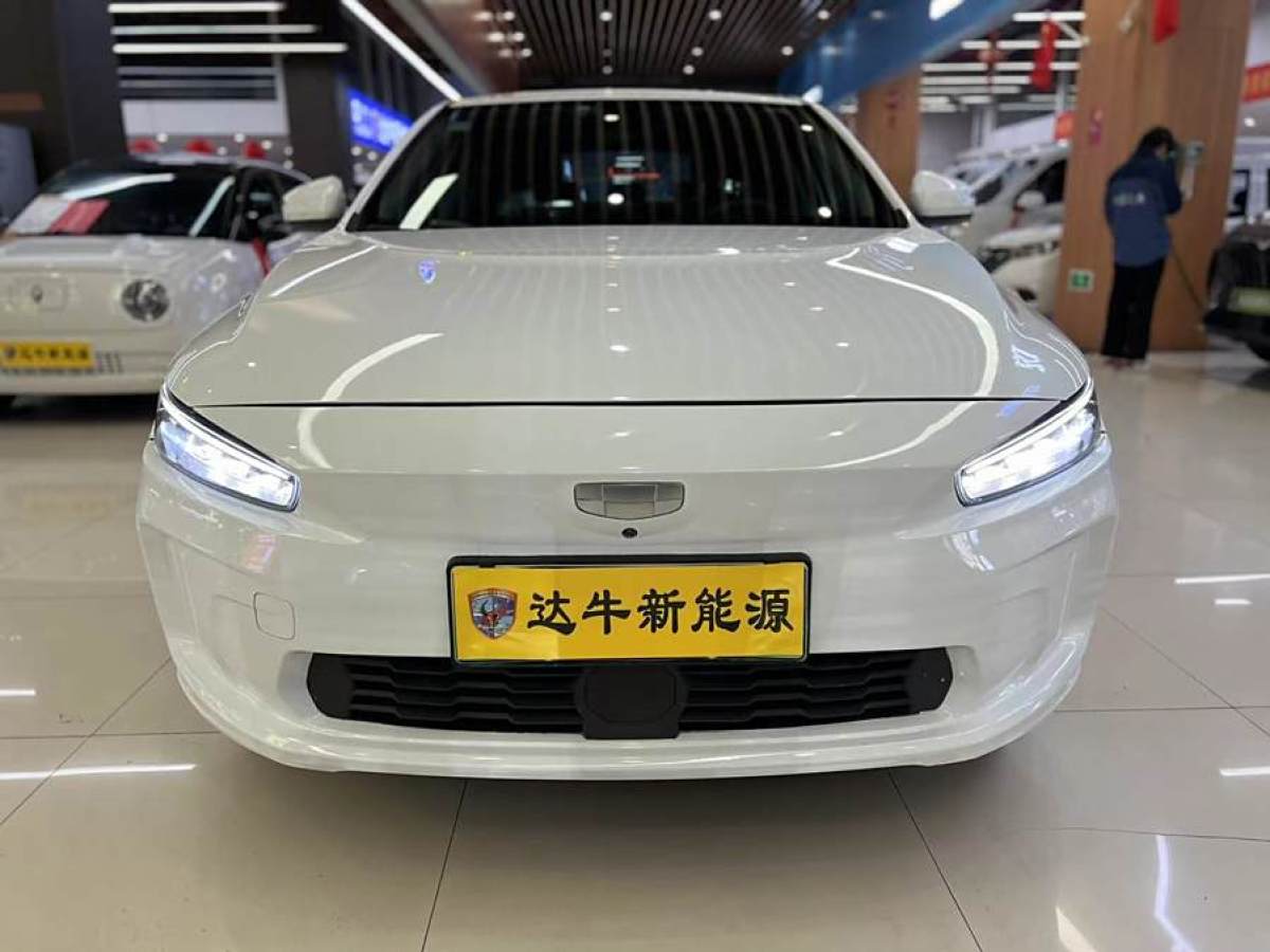 幾何 幾何A  2021款 Pro 臻享高能續(xù)航版 600KM A600暢優(yōu)版圖片