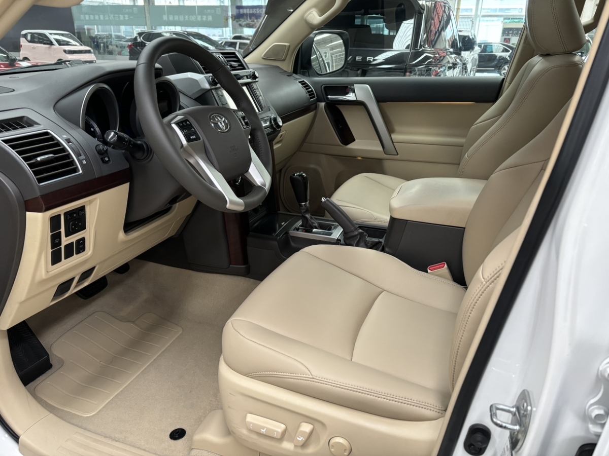 2015年5月丰田 普拉多  2014款 4.0L 自动TX-L NAVI