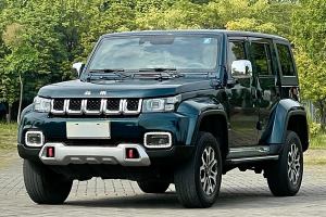 BJ40 北京 2.0T 自動(dòng)四驅(qū)城市獵人版?zhèn)b客型