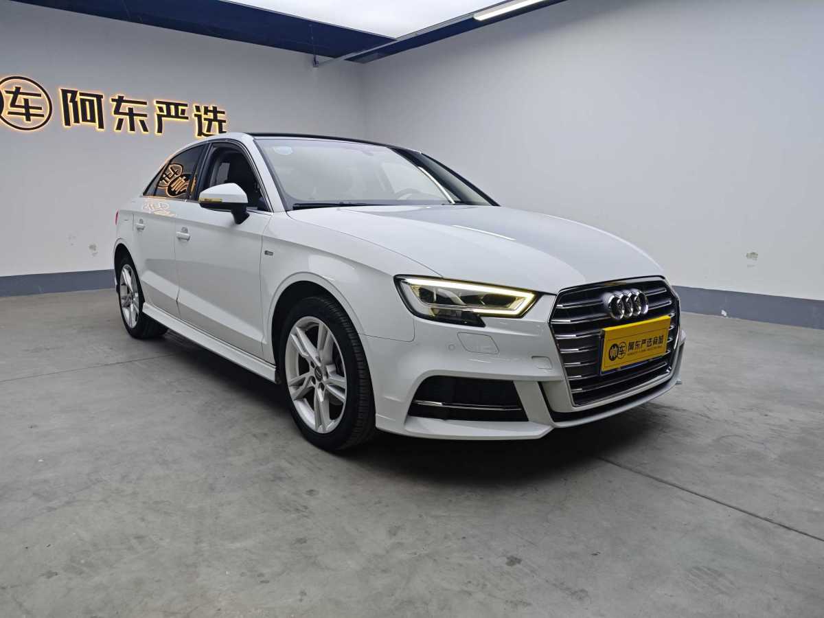 奧迪 奧迪A3  2019款 Limousine 35 TFSI 時(shí)尚型 國(guó)VI圖片