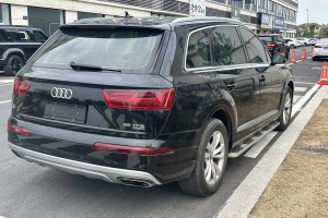 奥迪Q7 奥迪 55 TFSI 技术型