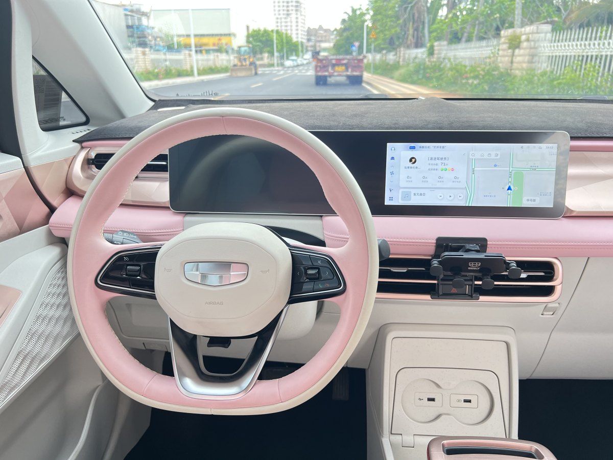 2023年6月幾何 幾何E  2023款 401KM 超吸粉特別版 5座