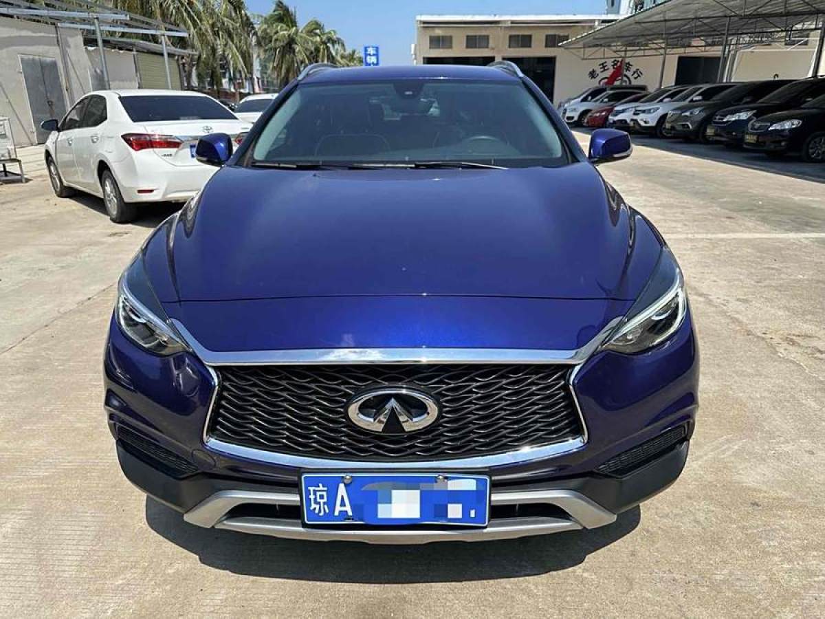 英菲尼迪 QX30  2017款 1.6T 兩驅(qū)時(shí)尚版圖片