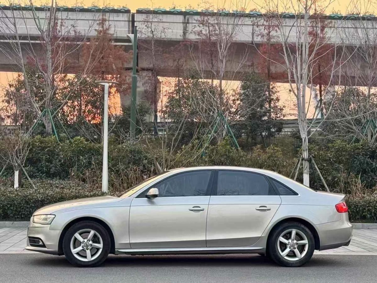 奧迪 奧迪A4L  2015款 A4L 1.8TFSI 30TFSI 舒適型圖片