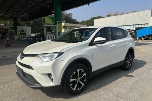 RAV4 豐田 榮放 2.0L CVT兩驅先鋒版