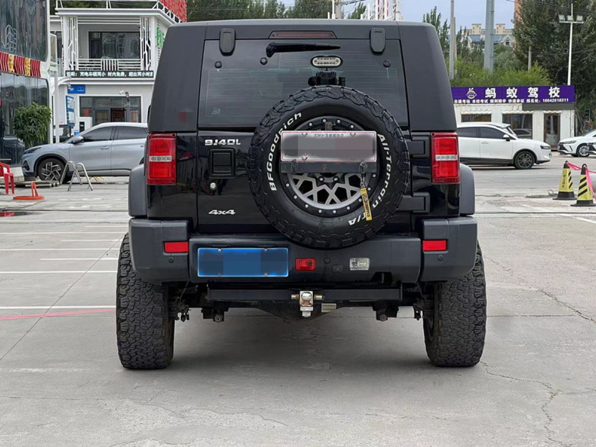 2019年2月北京 BJ40  2016款 40L 2.3T 自动四驱尊享版