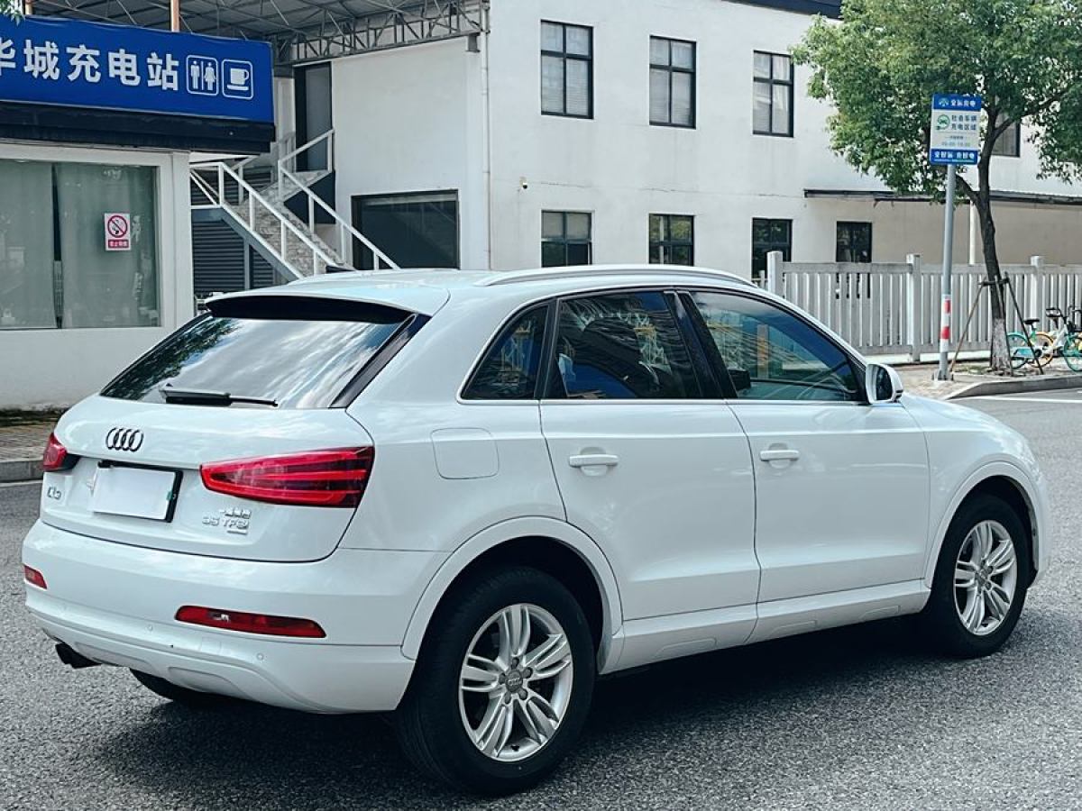 奥迪 奥迪Q3  2015款 35 TFSI quattro 技术型图片