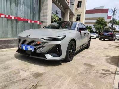 2022年9月 長(zhǎng)安 長(zhǎng)安UNI-V 1.5T 尊貴型圖片