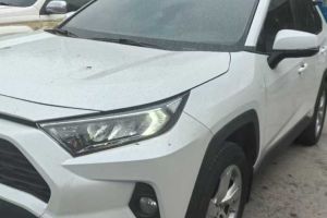 RAV4榮放 豐田 2.0L CVT兩驅(qū)風尚版