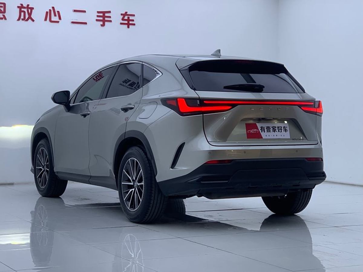 雷克薩斯 NX  2022款 260 前驅(qū) 創(chuàng)悅版圖片