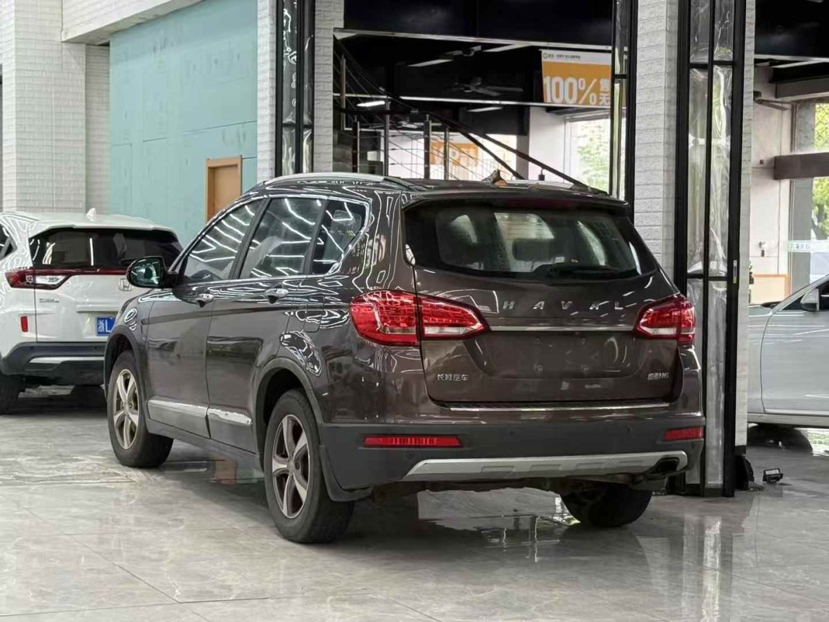 哈弗 H6  2015款 1.5T 手動(dòng)四驅(qū)尊貴型圖片