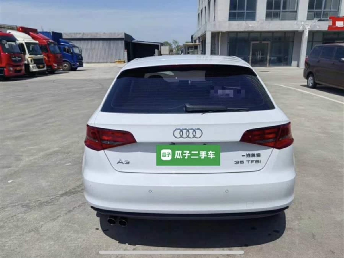 奧迪 奧迪A3  2016款 Sportback 35 TFSI 進(jìn)取型圖片