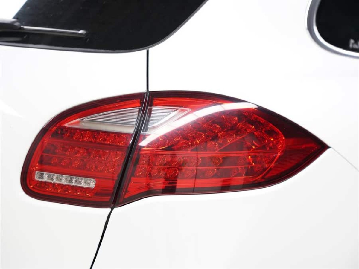 保時(shí)捷 Cayenne  2011款 Cayenne 3.0T圖片