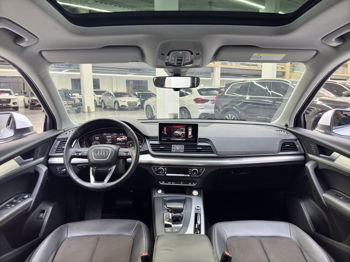 2019年1月奧迪 奧迪Q5L  2018款 40 TFSI 榮享時尚型