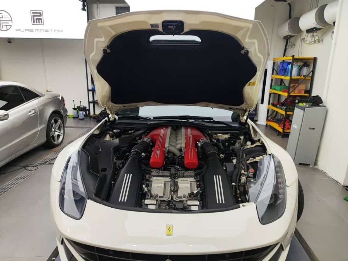 法拉利 F12berlinetta  2013款 6.3L 標準型圖片