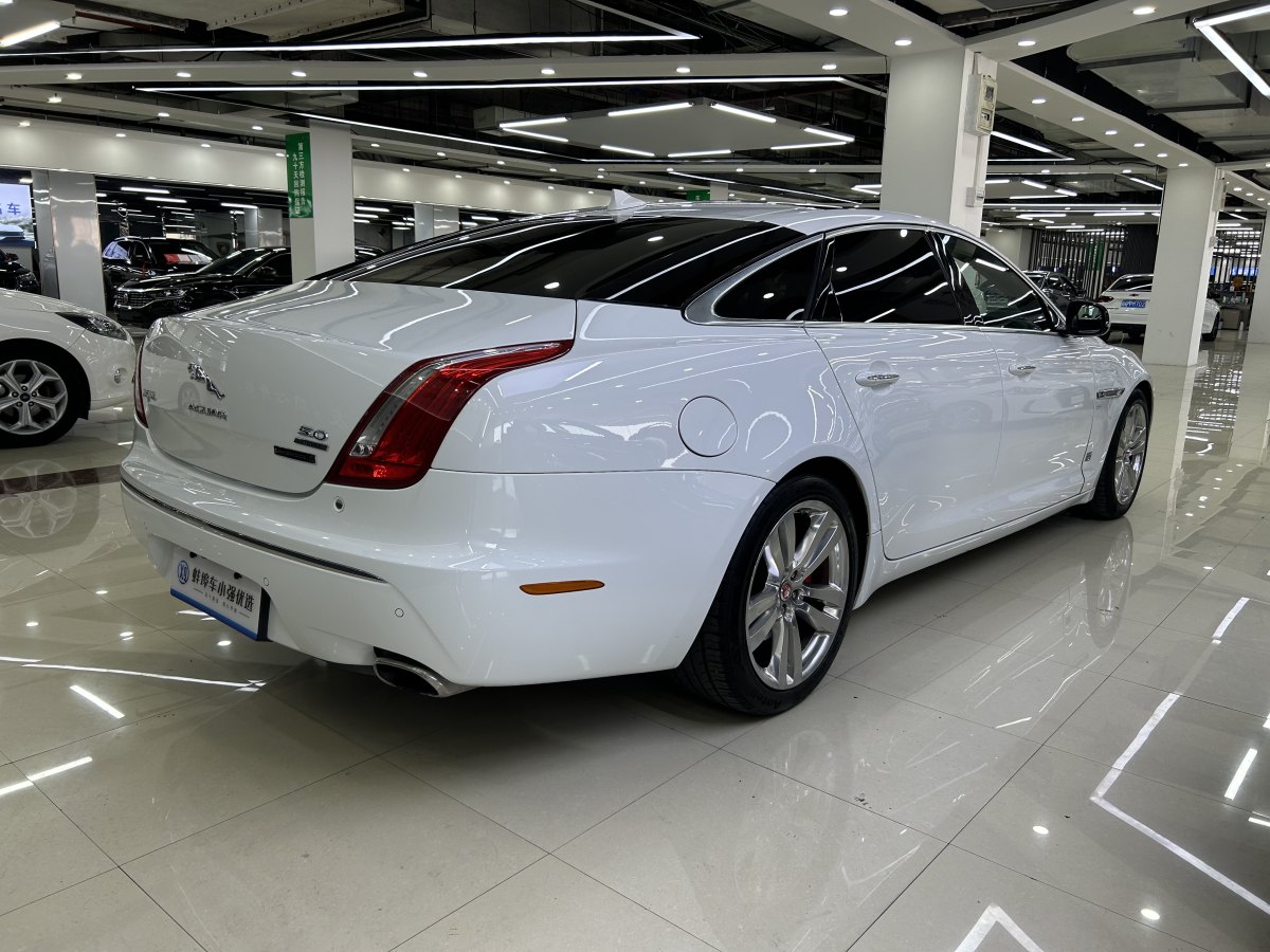 2015年6月捷豹 XJ  2015款 XJL 3.0 SC 兩驅(qū)尊享商務(wù)版