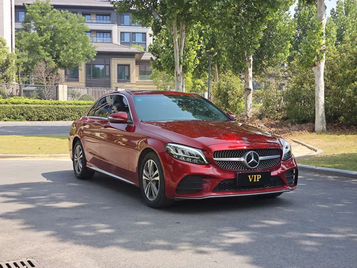 奔馳 奔馳C級  2020款 改款 C 200 L 時尚型圖片