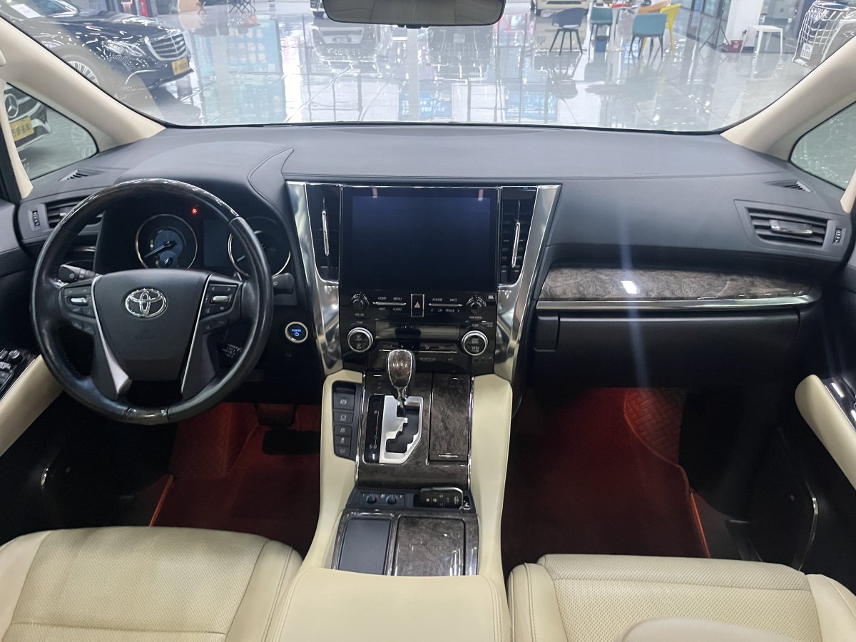 豐田 埃爾法  2021款 雙擎 2.5L 尊貴版圖片
