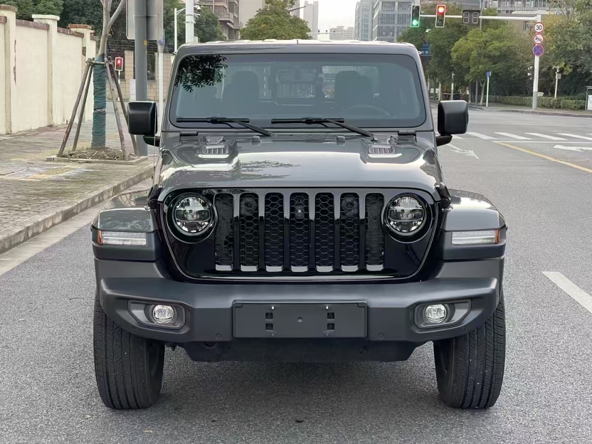 Jeep 角斗士  2022款 3.6L 先行版圖片