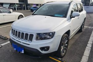 指南者 Jeep 改款 2.4L 四驅(qū)豪華版