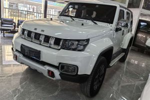 BJ40 北京  PLUS 2.3T 自動四驅(qū)尊享版 國VI