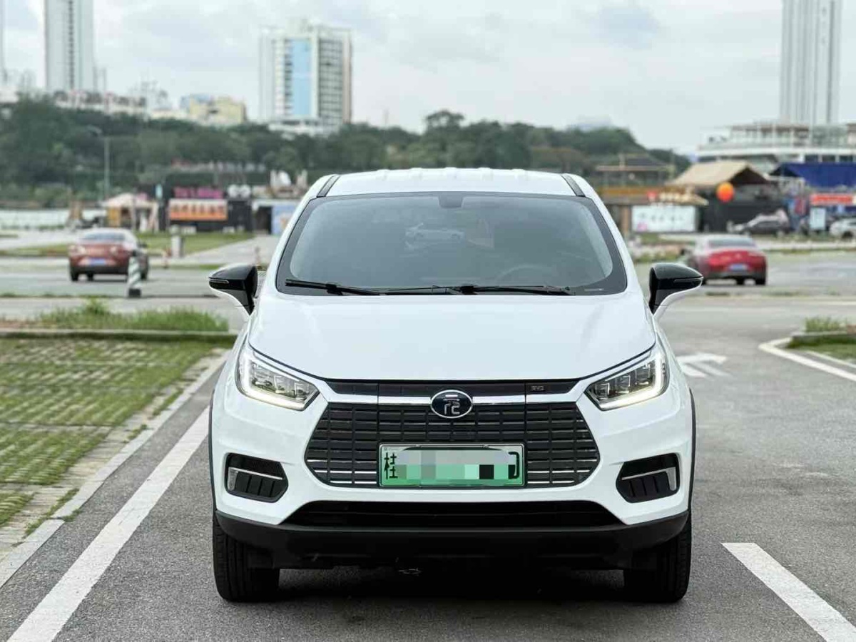 比亞迪 元新能源  2019款 EV535 智聯(lián)領(lǐng)創(chuàng)型圖片