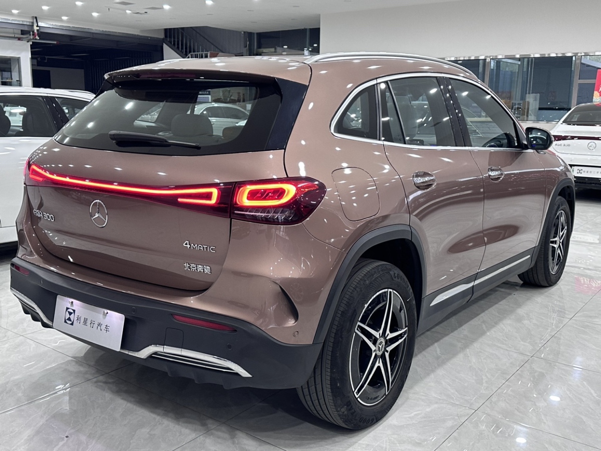 奔馳 奔馳EQA  2022款 EQA 300 4MATIC 首發(fā)特別版圖片