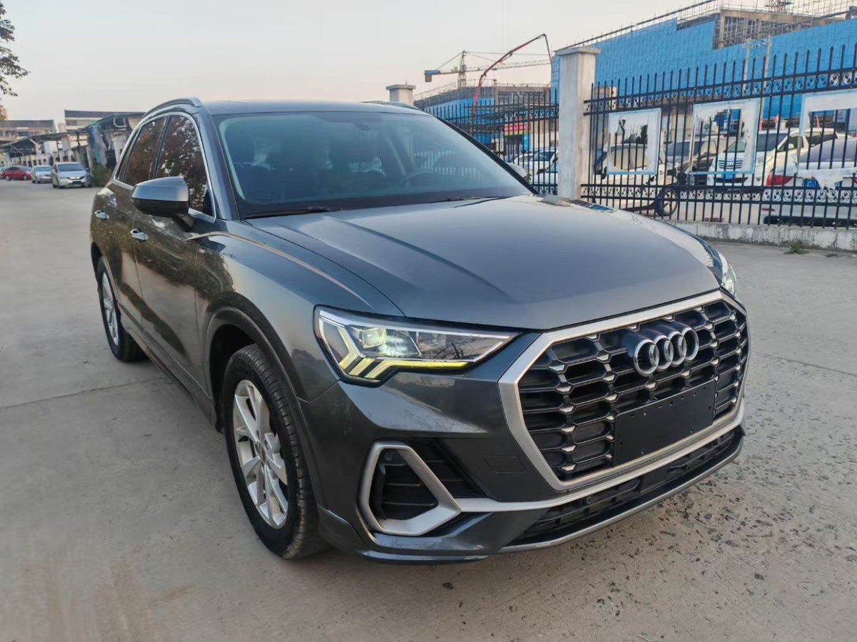 奧迪 奧迪Q3  2020款 35 TFSI 進(jìn)取致雅型圖片