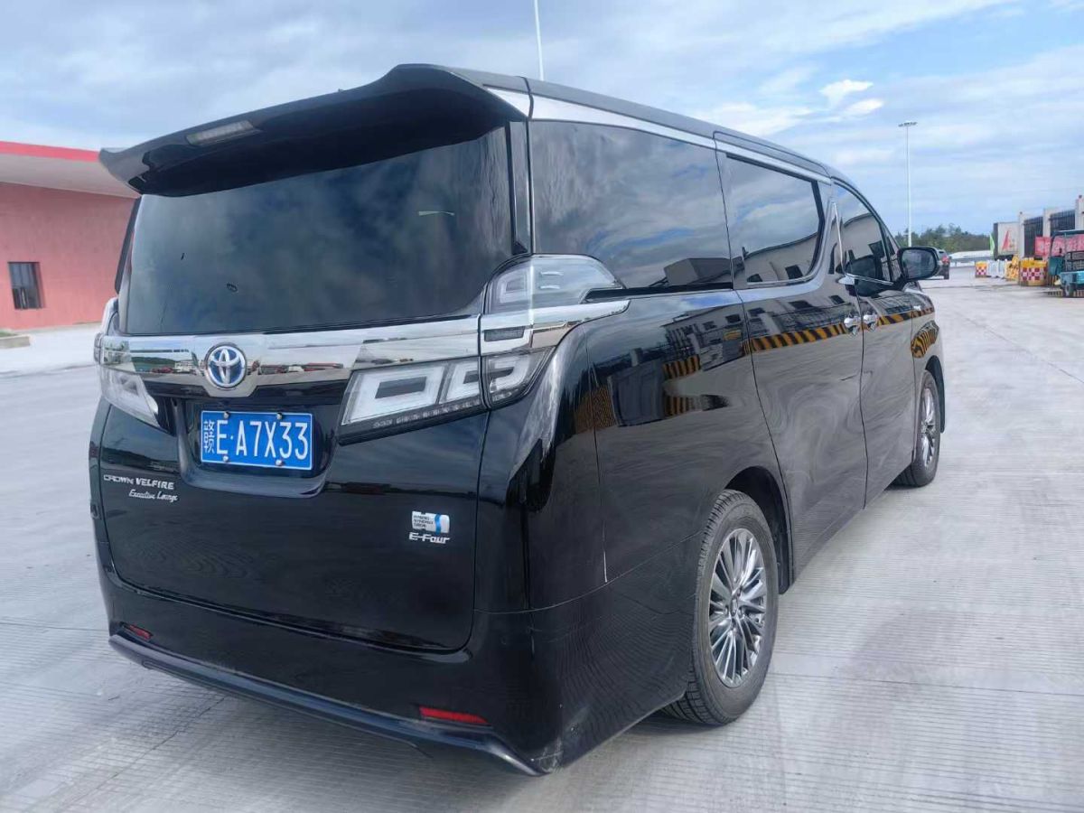 豐田 威爾法 圖片